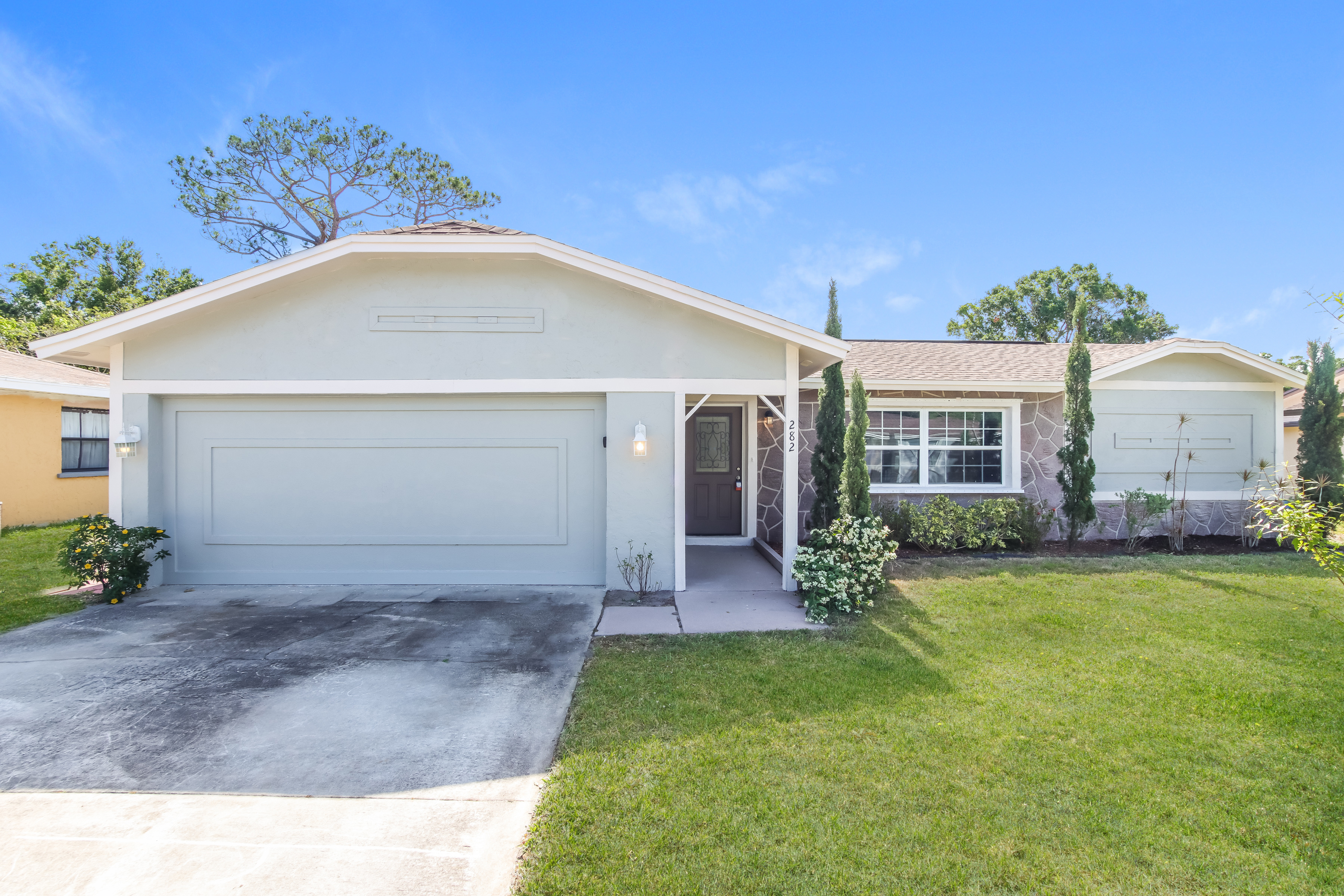 282 E HAVEN DR Melbourne, FL 32904